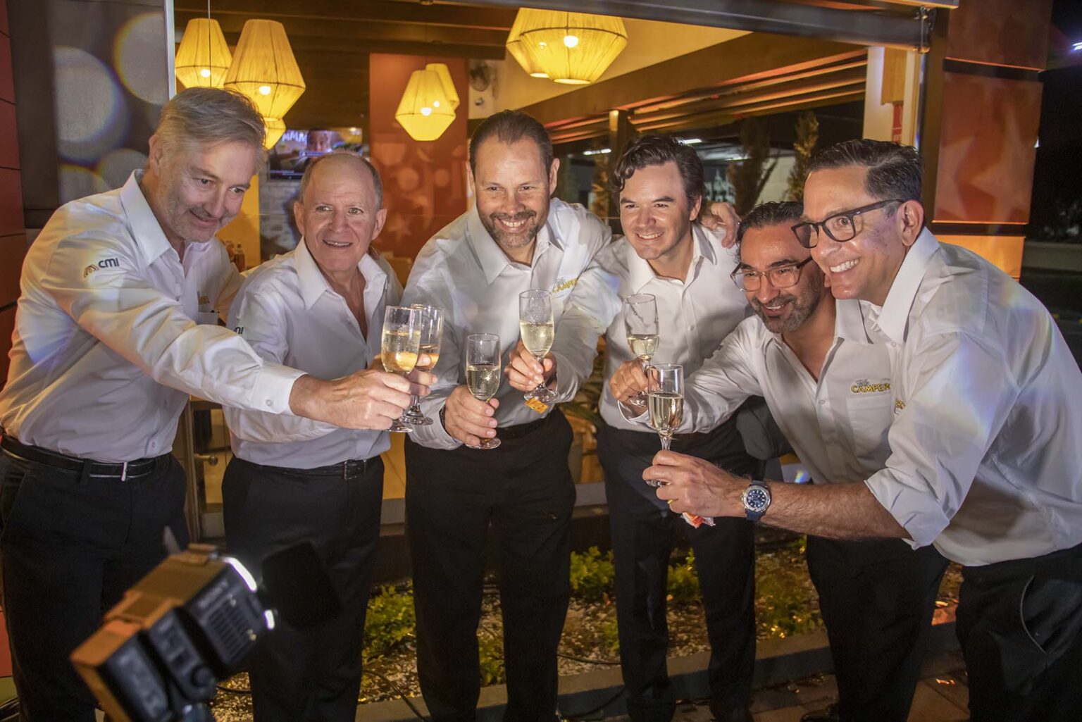 Celebrando la reapertura del restaurante Pollo Campero de Vista Hermosa en Guatemala, con una nueva imagen e innovaciones de marca