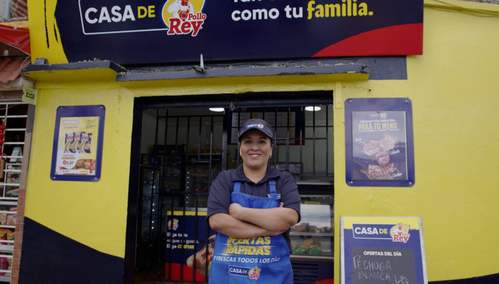 Casa de Pollo Rey - Rebeca Carrillo